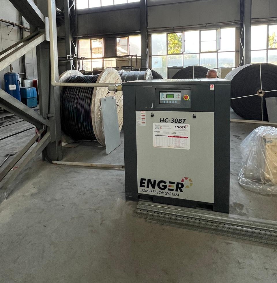 Винтовой компрессор Enger HC-30BT 8 для ООО "Эрлайт"